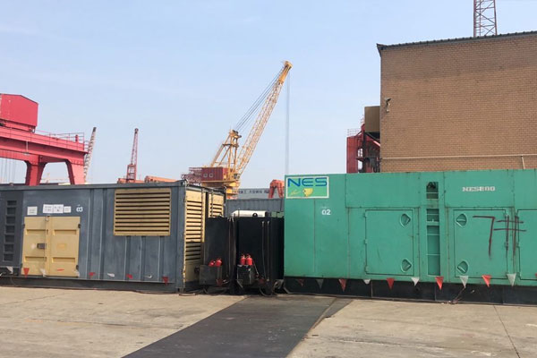峡江发电机出租空气滤清器的清洁频率是多少？