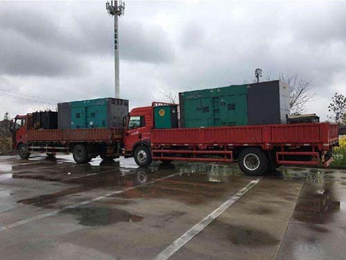 峡江涂抹密封胶后，需要等待多长时间才能安装水冷式机油散热器密封件？